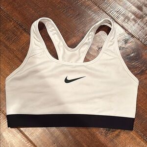Nike sports bra/ workout top